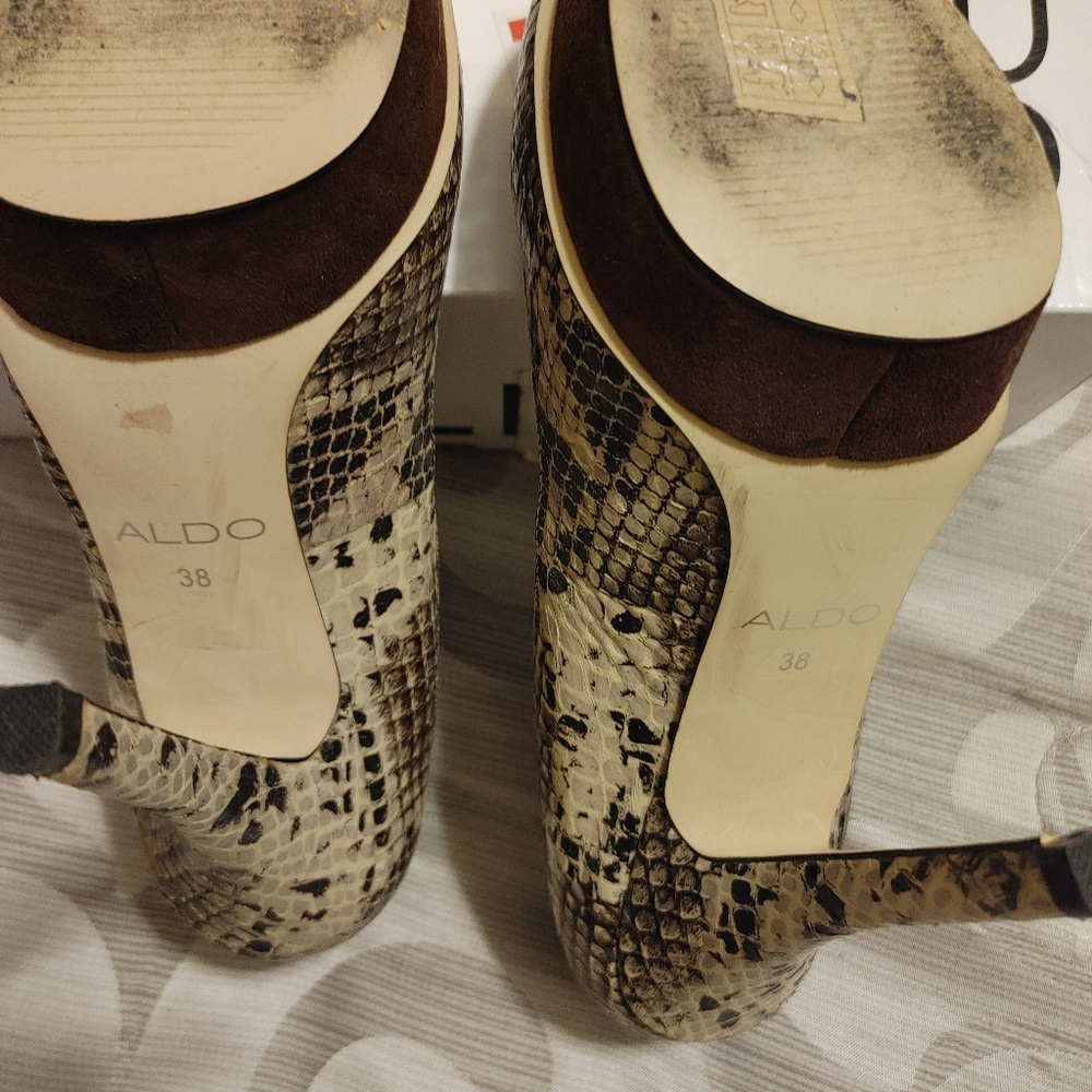 Snake heels - Picture 2 of 3